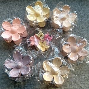 Nwt 10 flower hair clips